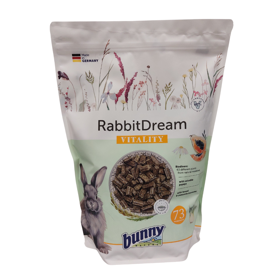 bunnyNature® RabbitDream VITALITY visavertis pašaras suaugusiems triušiams su pankoliais ir ramunėlių žiedais